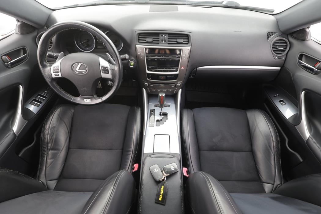 LEXUS IS 2012