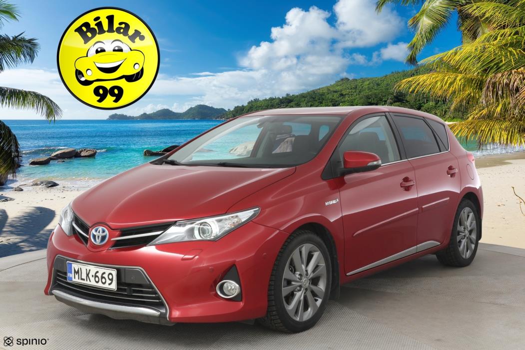 TOYOTA Auris 2013