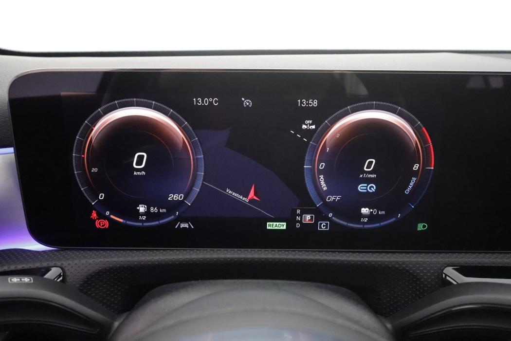 MERCEDES-BENZ A 2023