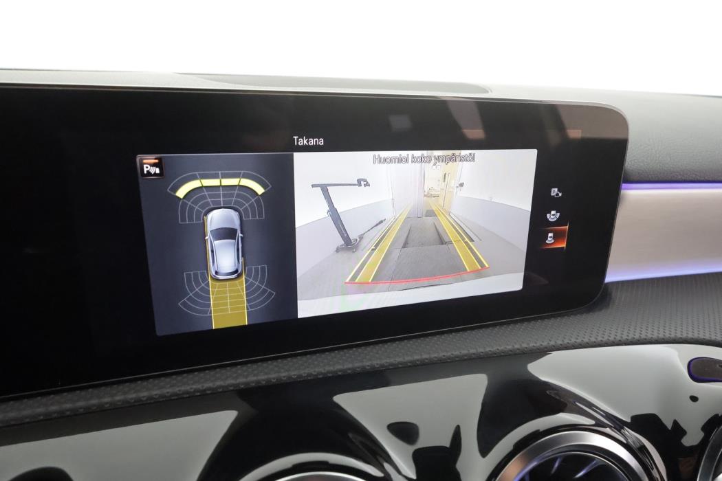 MERCEDES-BENZ A 2023