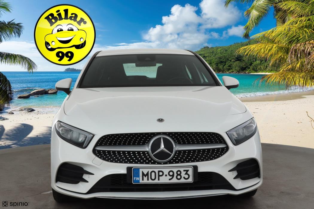 MERCEDES-BENZ A 2023