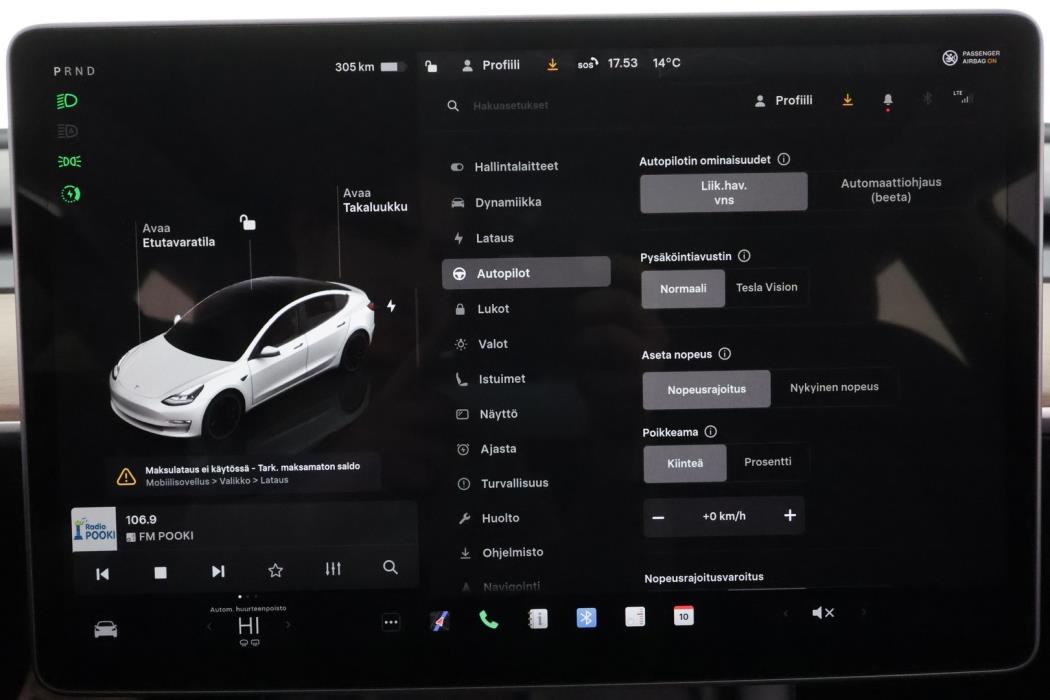 TESLA Model 3 2022