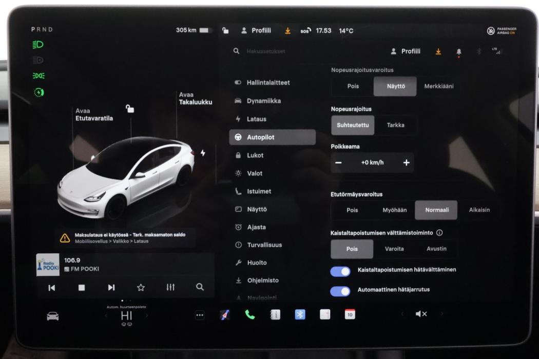 TESLA Model 3 2022