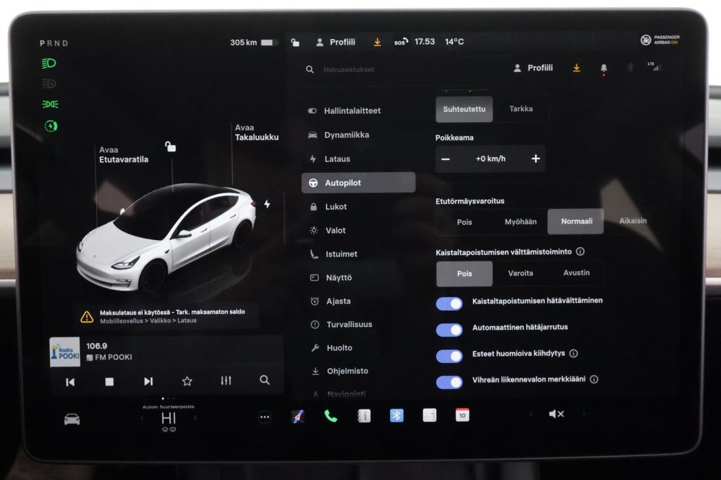 TESLA Model 3 2022