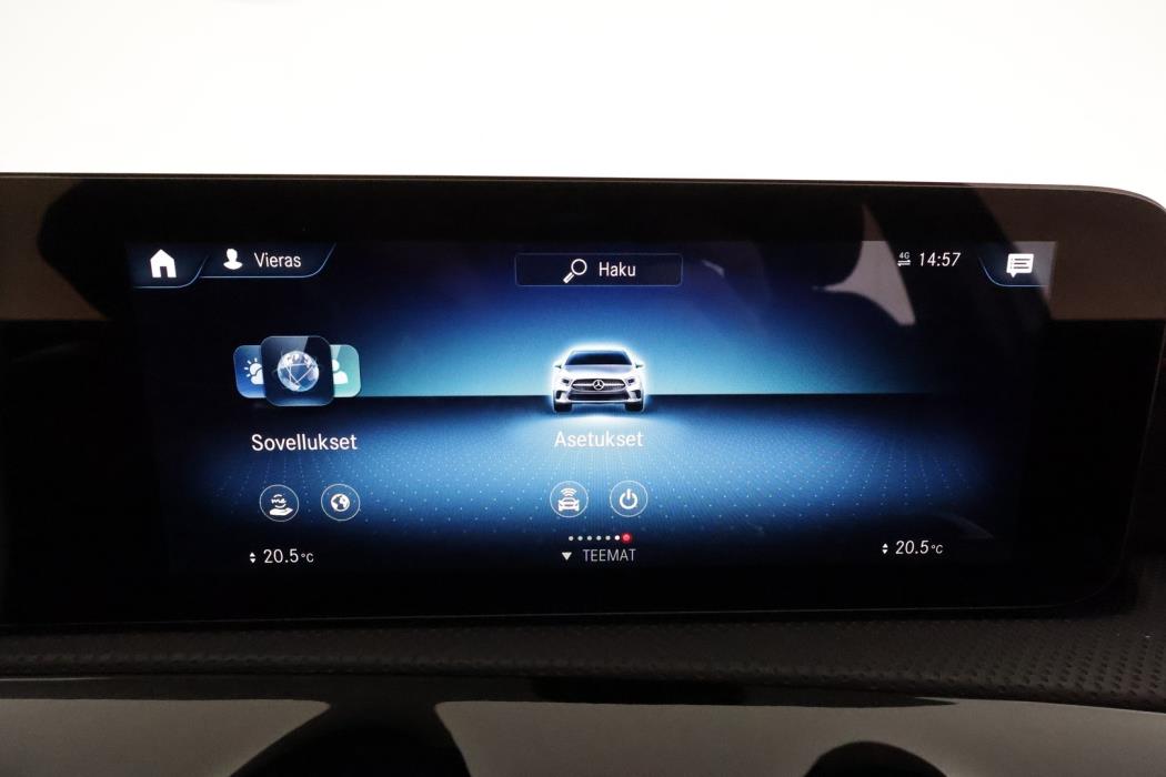 MERCEDES-BENZ A 2021