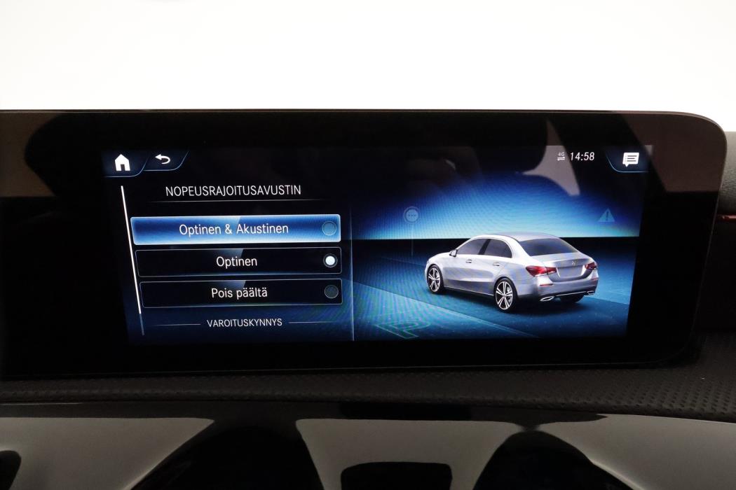 MERCEDES-BENZ A 2021