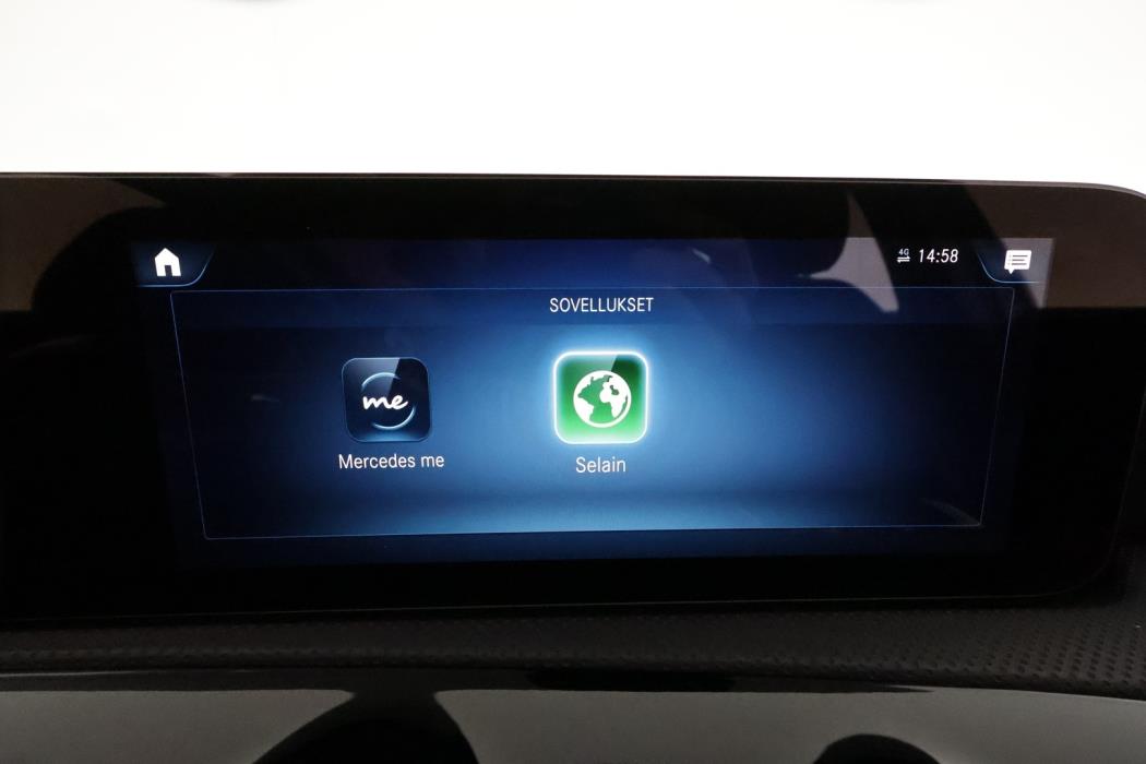 MERCEDES-BENZ A 2021