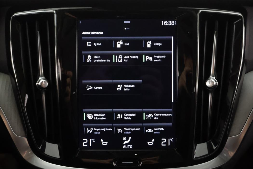 VOLVO V60 2022