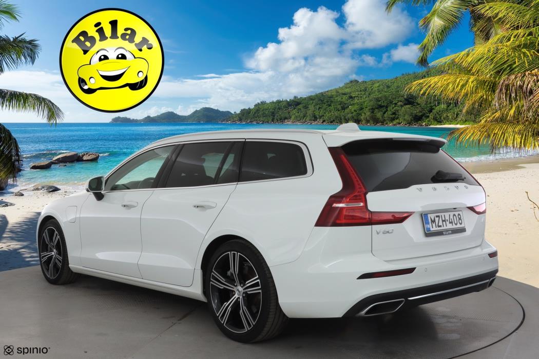 VOLVO V60 2022