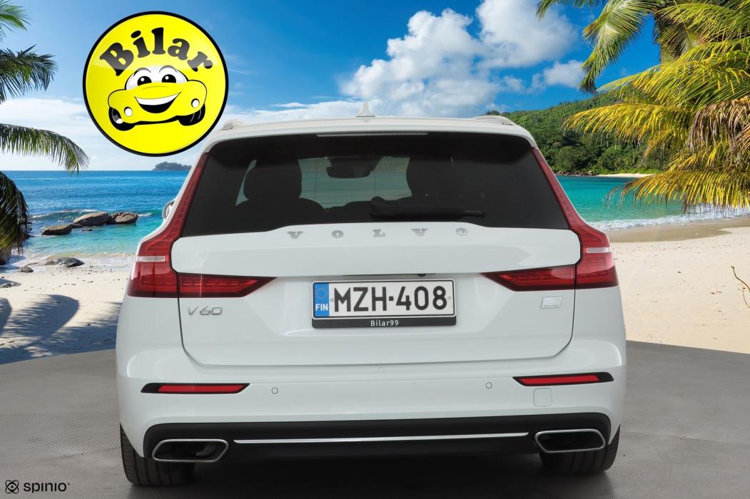 VOLVO V60 2022
