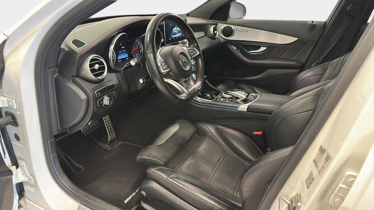MERCEDES-BENZ C 2016