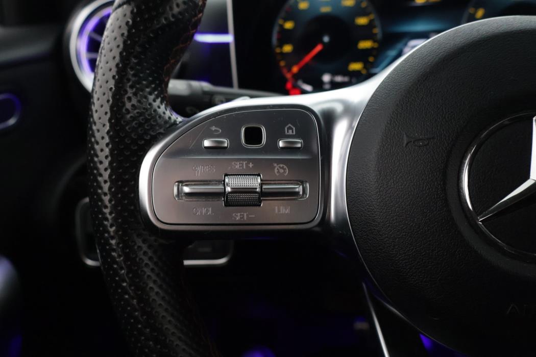 MERCEDES-BENZ A 2019