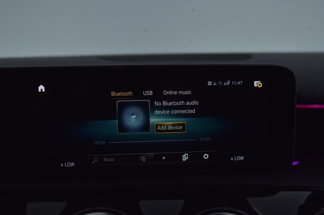 MERCEDES-BENZ A 2019