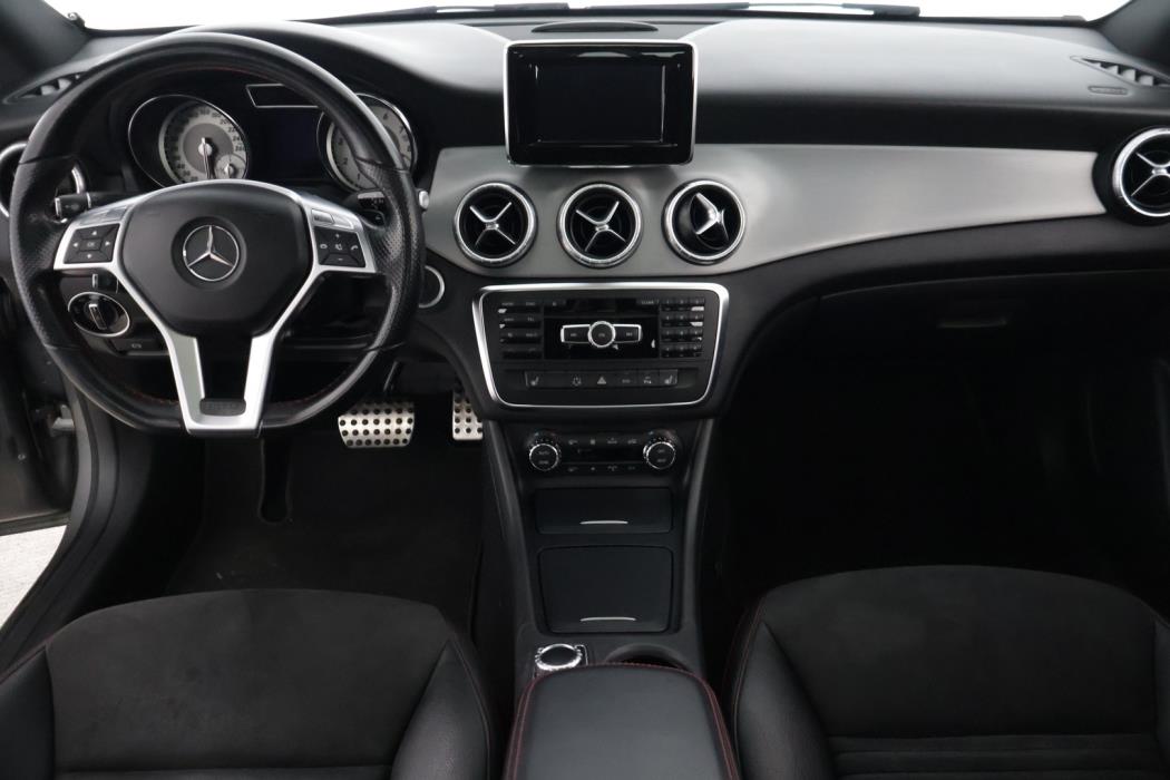 MERCEDES-BENZ CLA 2013