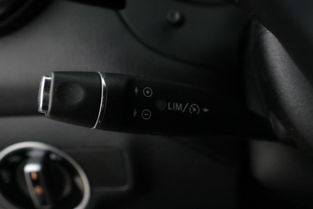 MERCEDES-BENZ CLA 2013