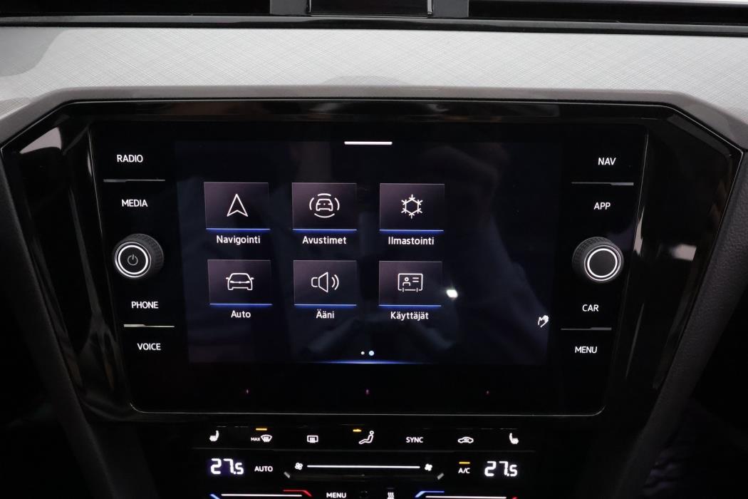 VOLKSWAGEN Passat 2021