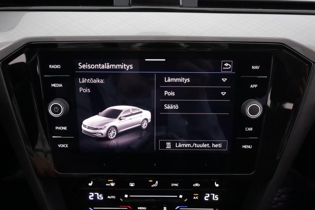 VOLKSWAGEN Passat 2021