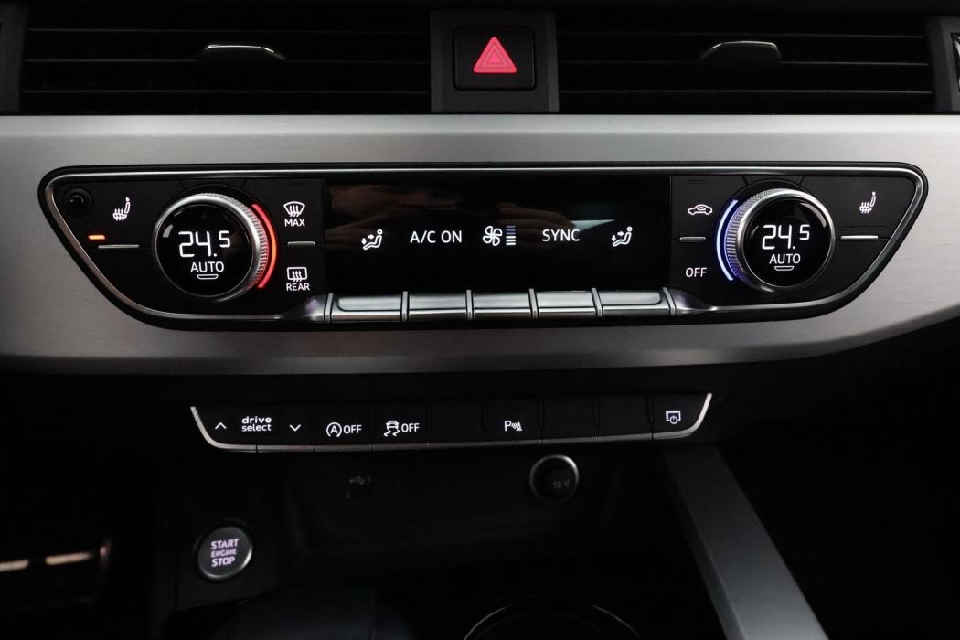 AUDI A4 2021