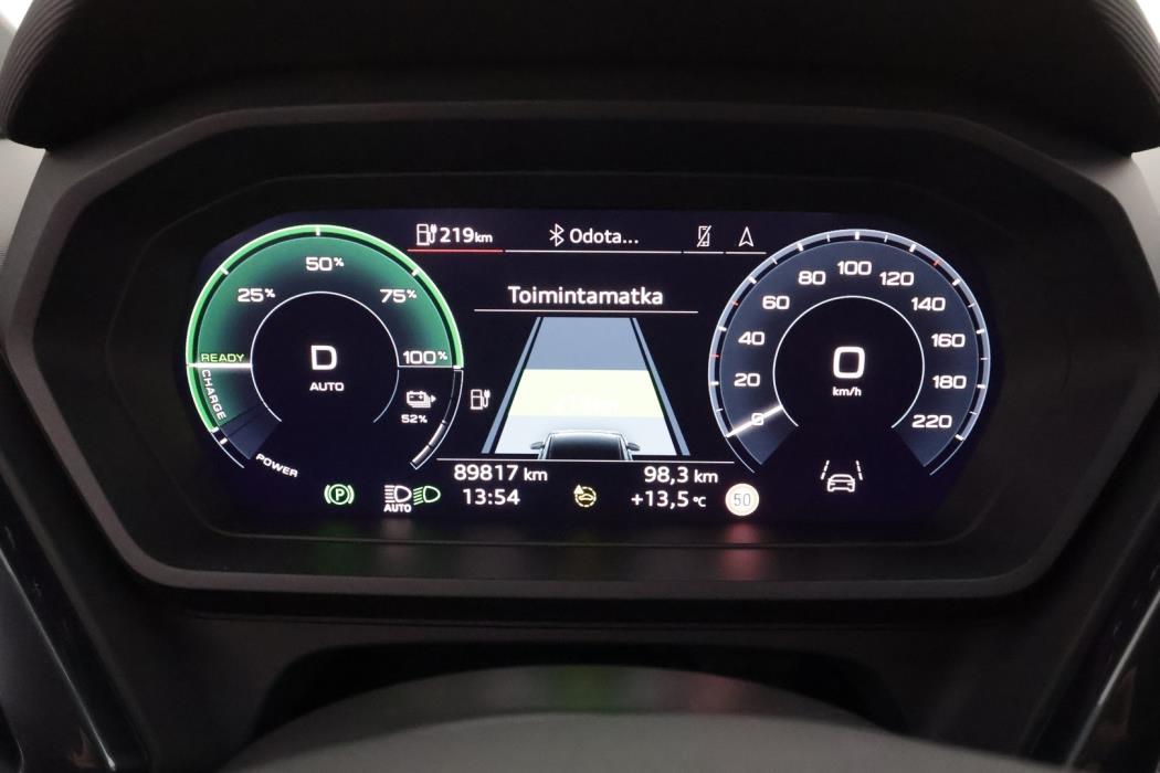 AUDI Q4 e-tron 2023