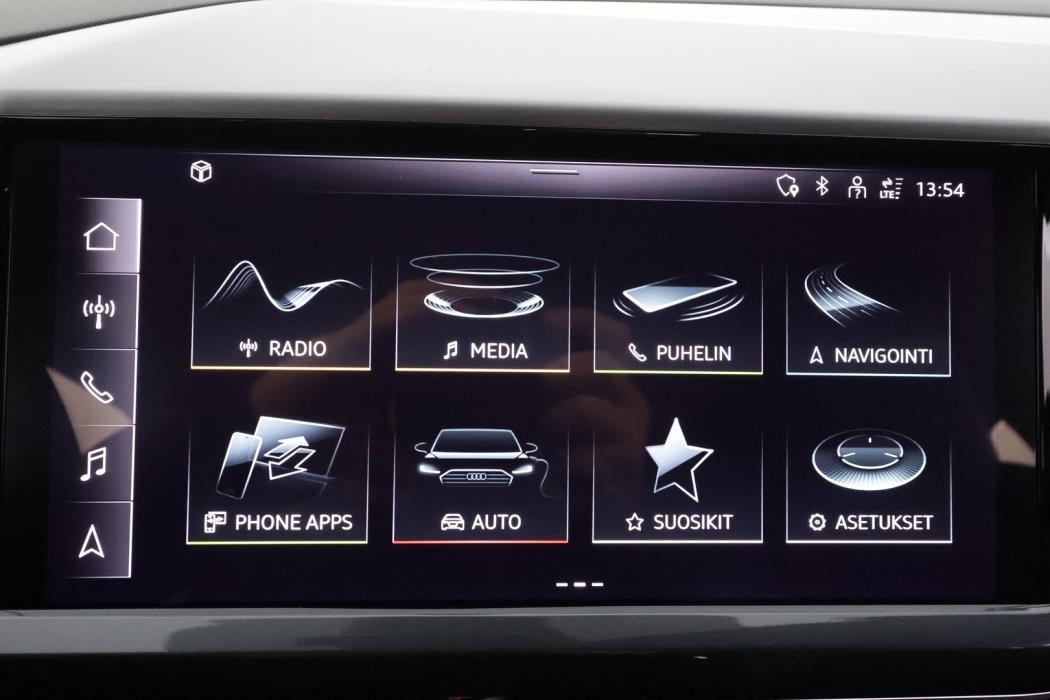 AUDI Q4 e-tron 2023