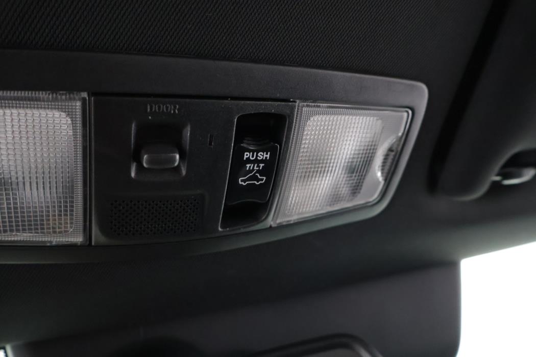 MITSUBISHI Outlander 2018