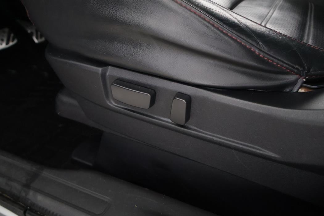 MITSUBISHI Outlander 2018