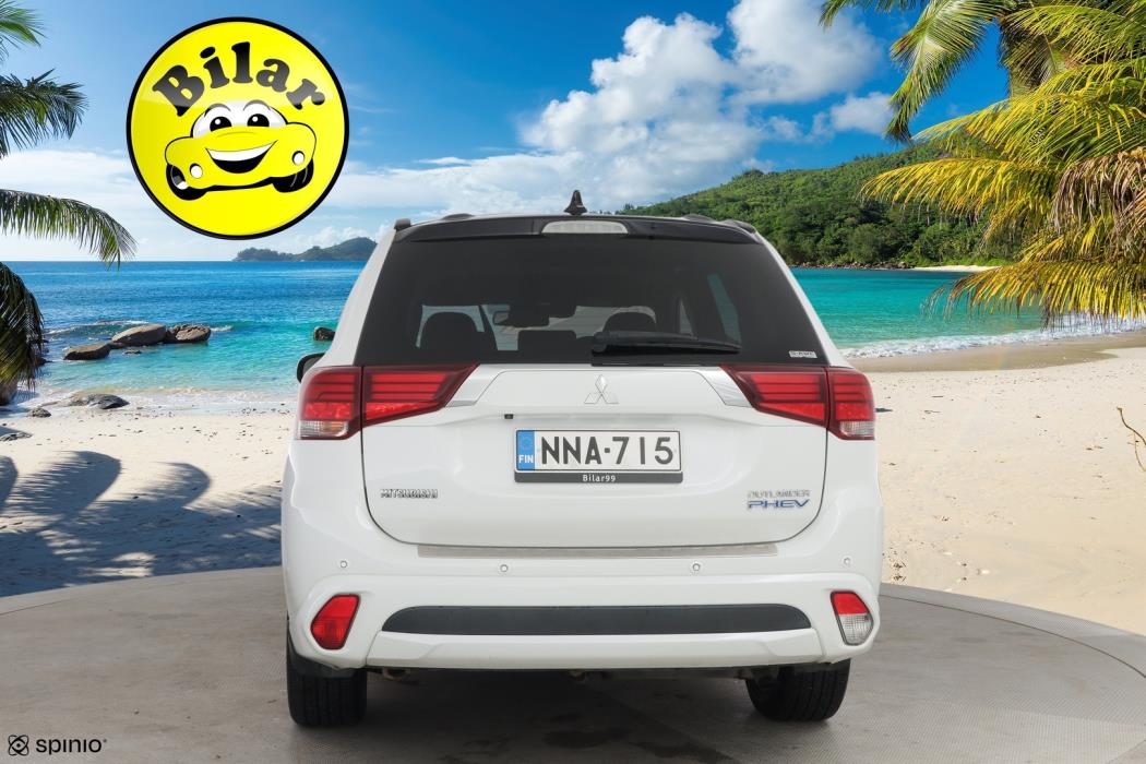 MITSUBISHI Outlander 2018