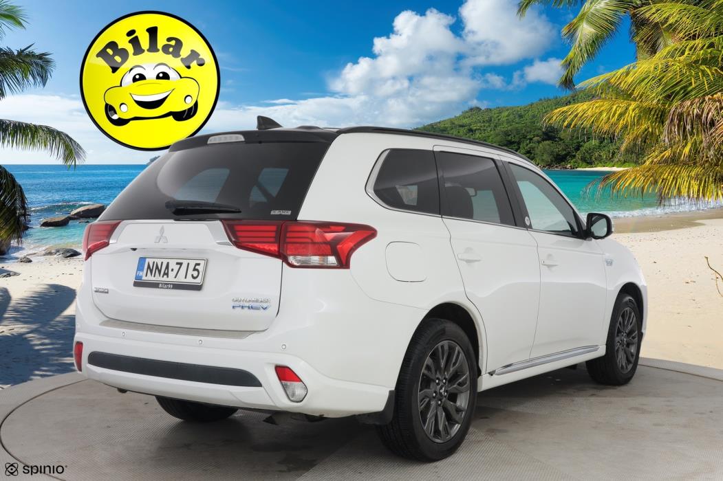 MITSUBISHI Outlander 2018