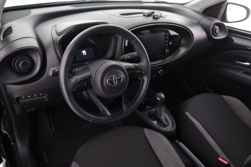 TOYOTA Aygo X 2023