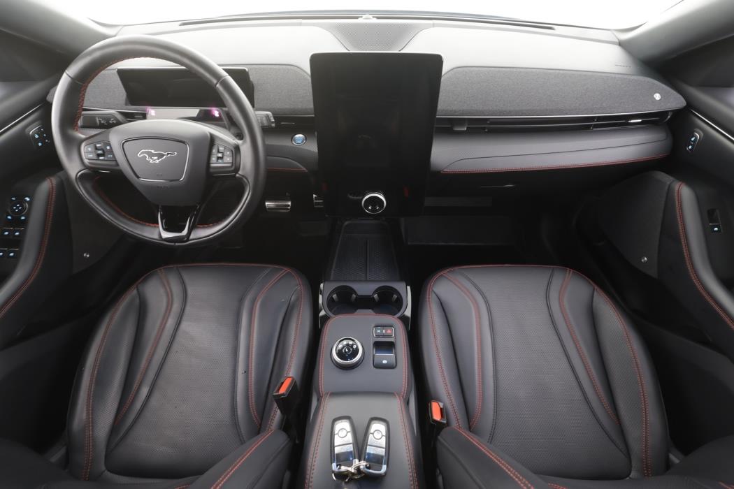 FORD Mustang Mach-E 2021