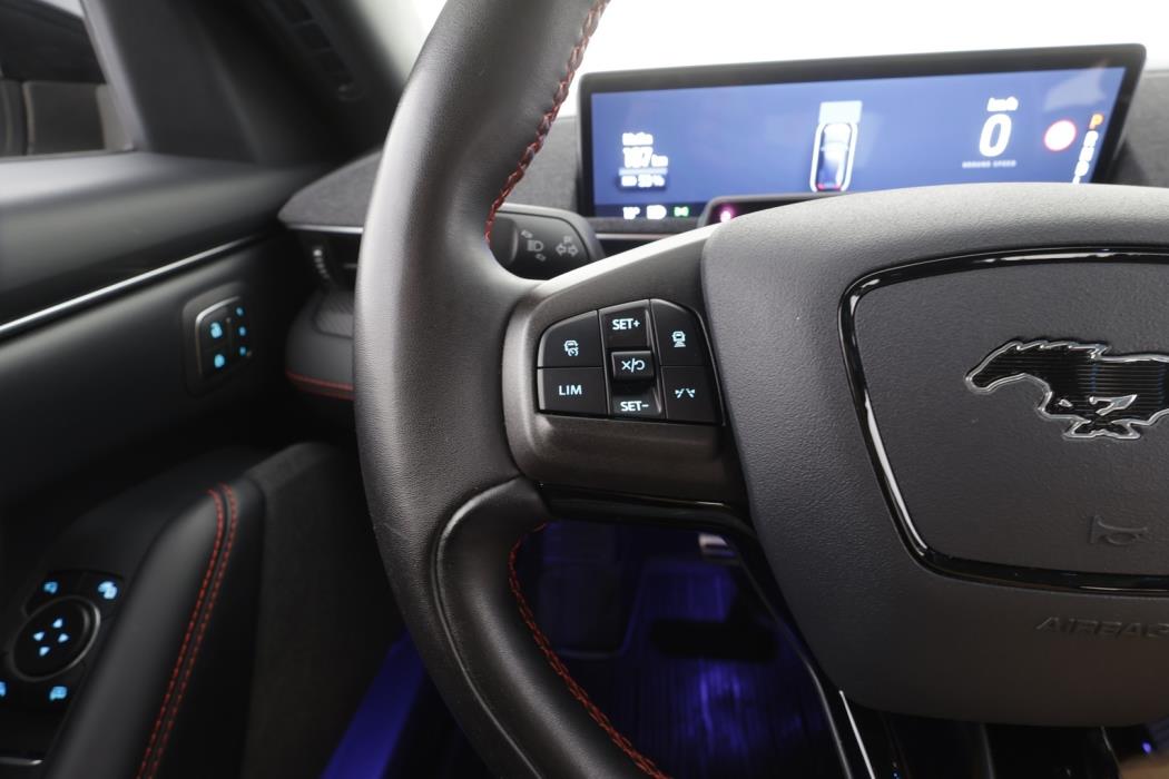 FORD Mustang Mach-E 2021
