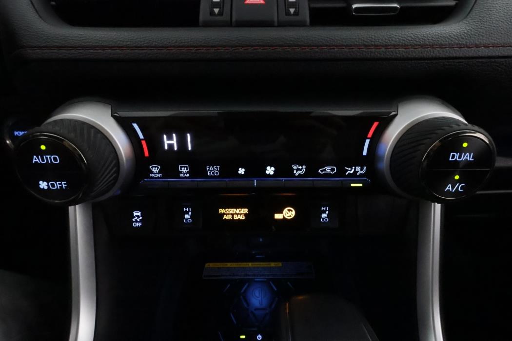 TOYOTA RAV4 PLUG-IN 2021