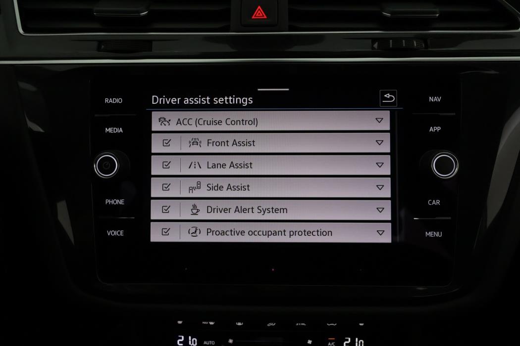 VOLKSWAGEN TIGUAN 2024