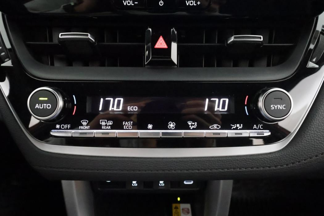 TOYOTA COROLLA CROSS 2024