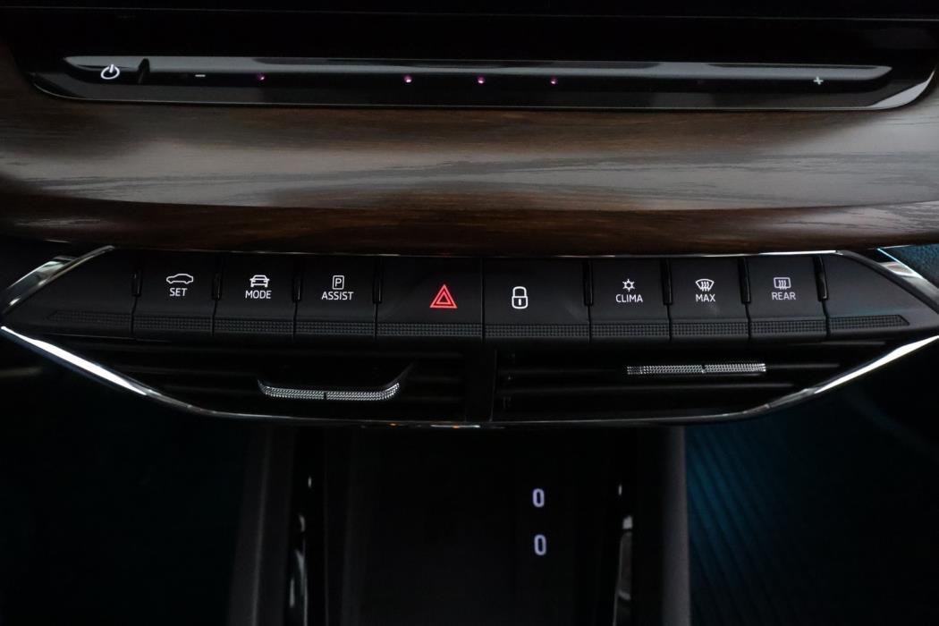 SKODA OCTAVIA 2021