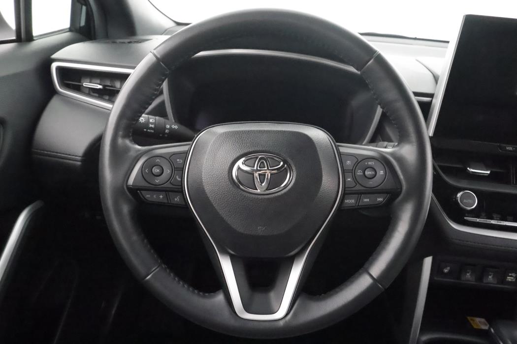 TOYOTA COROLLA CROSS 2024