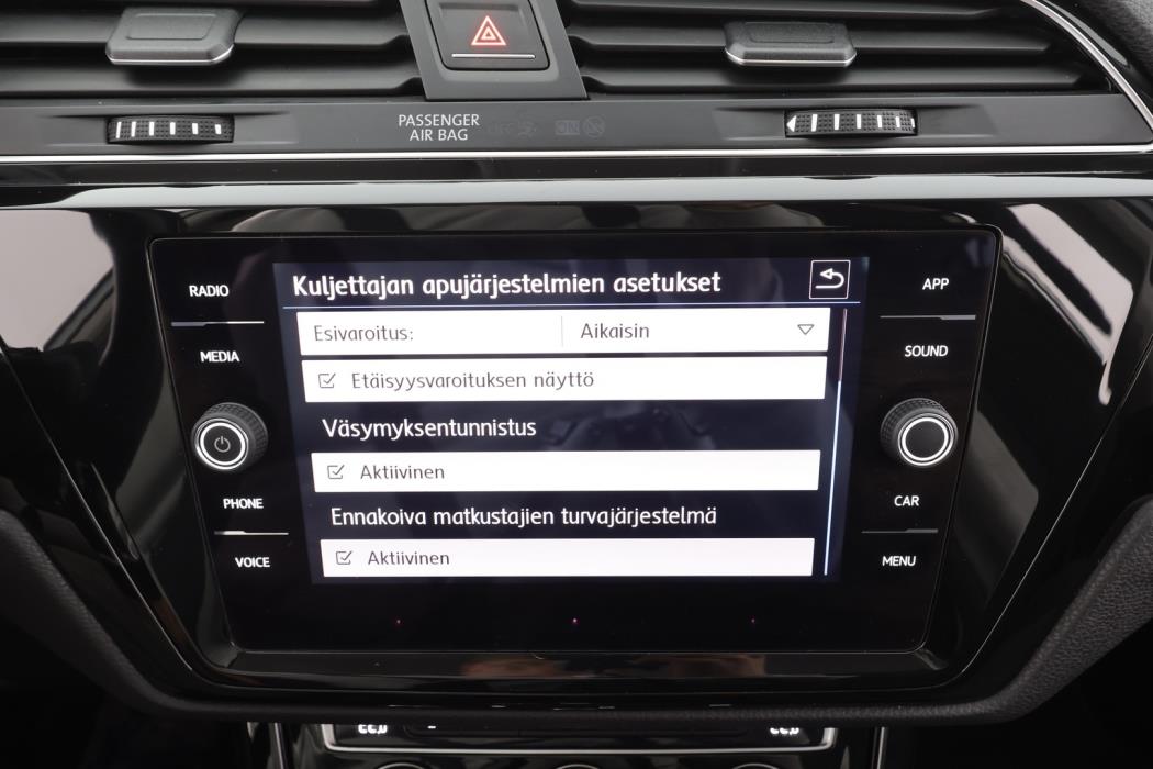 VOLKSWAGEN TOURAN 2018