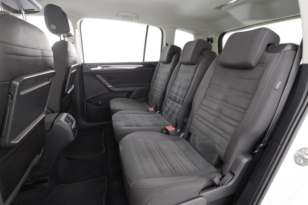 VOLKSWAGEN TOURAN 2018