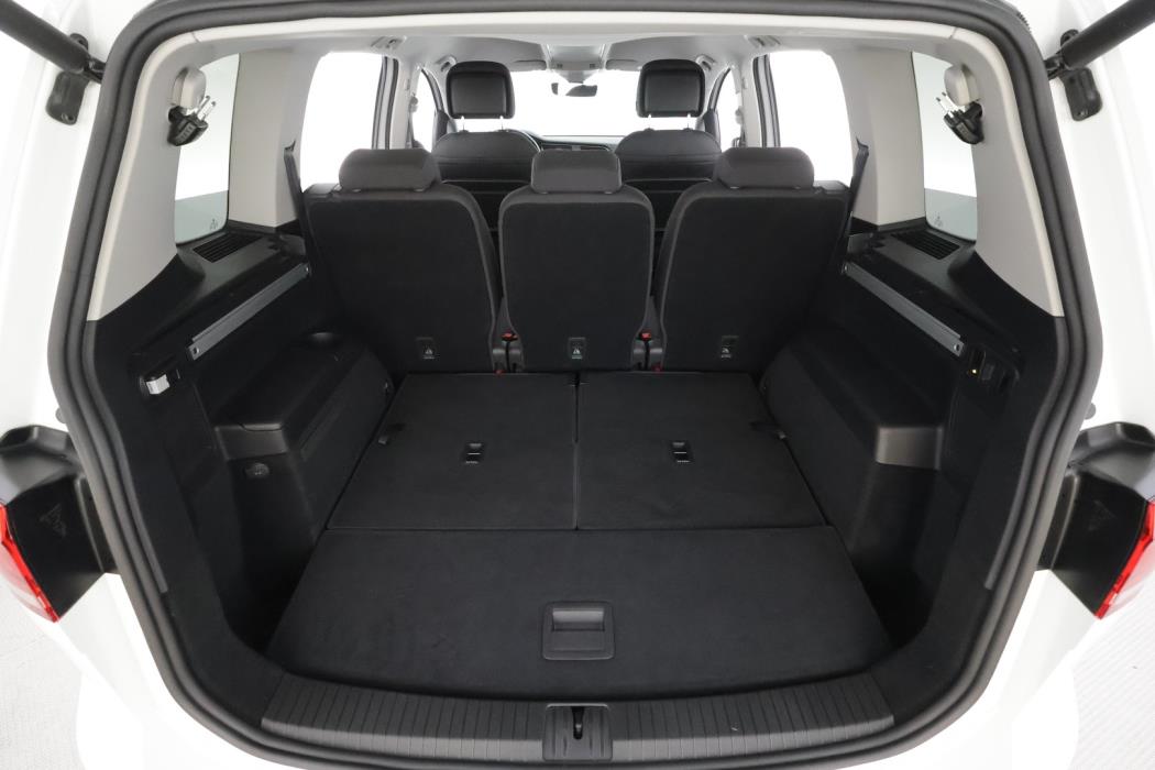 VOLKSWAGEN TOURAN 2018