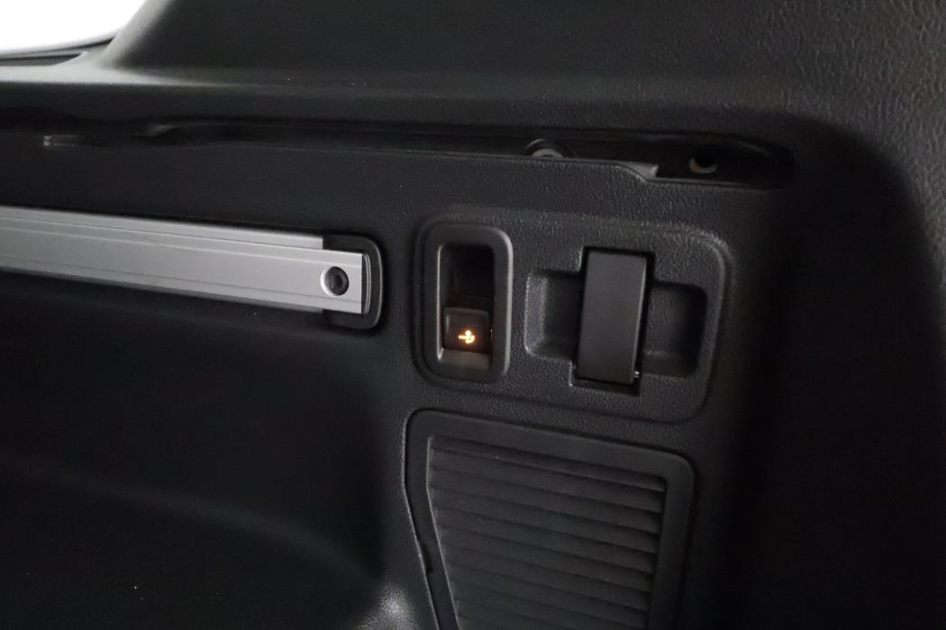 VOLKSWAGEN TOURAN 2018