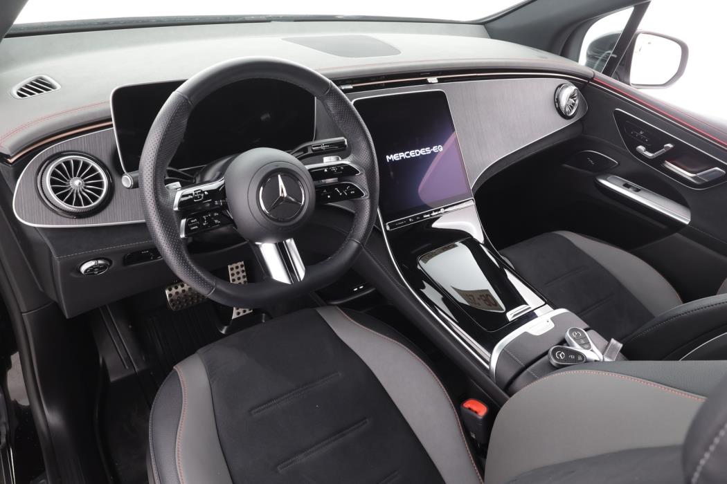 MERCEDES-BENZ EQE SUV 2025