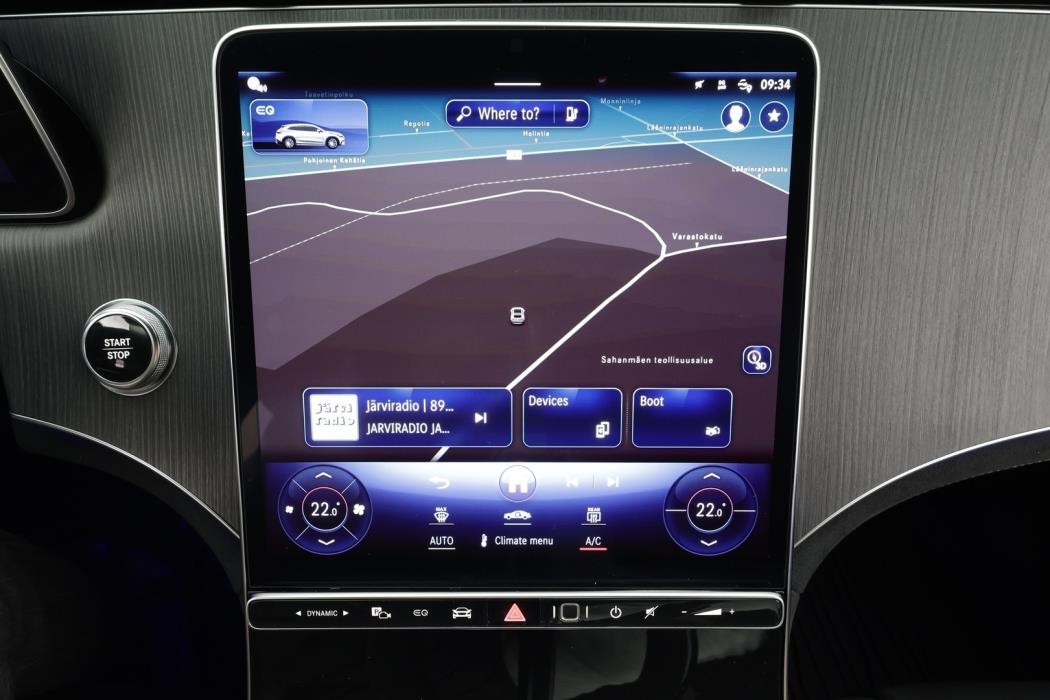 MERCEDES-BENZ EQE SUV 2025
