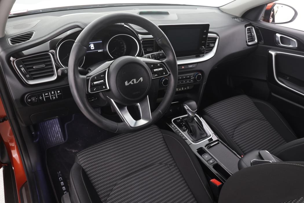 KIA XCEED 2023