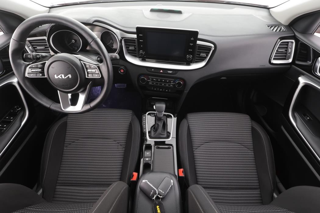 KIA XCEED 2023