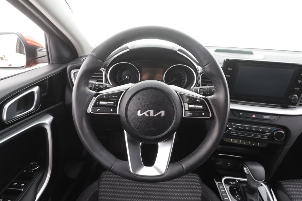 KIA XCEED 2023