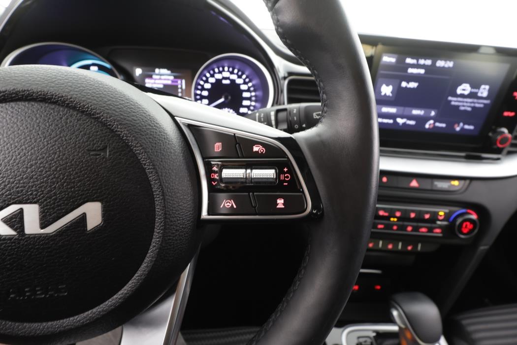 KIA XCEED 2023