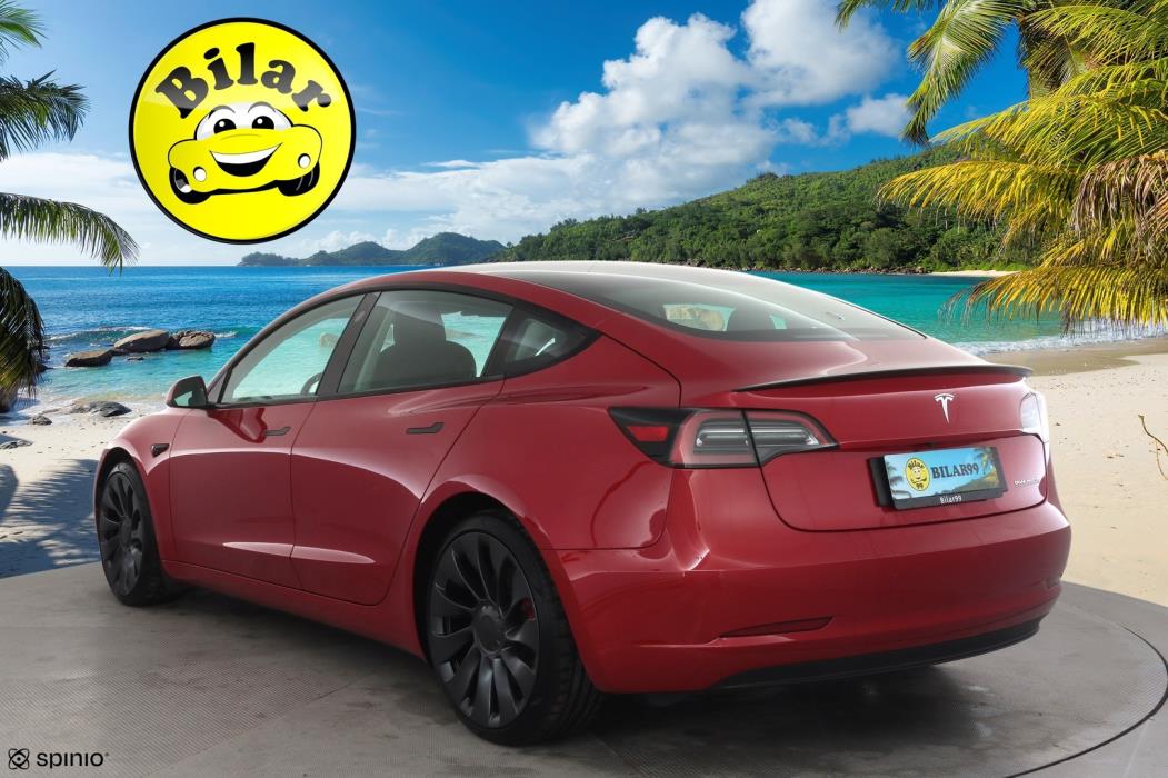 TESLA MODEL 3 2023