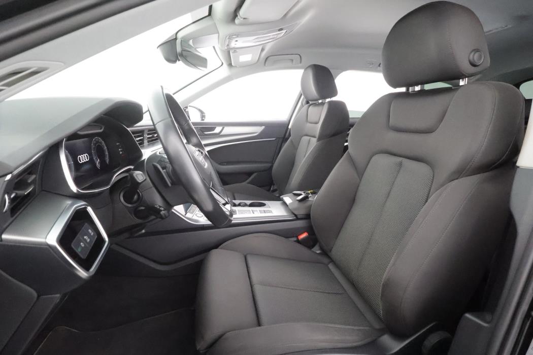 AUDI A6 2024