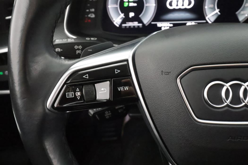 AUDI A6 2024