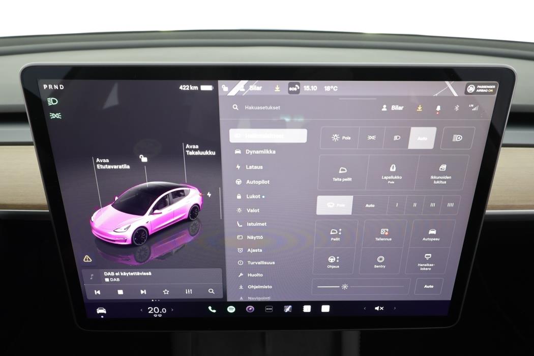 TESLA MODEL 3 2023